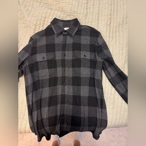 Faherty Men’s Medium Legend Sweater Shirt